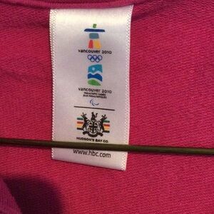 Hudson’s Bay Olympics Vancouver 2010 girls hoodie